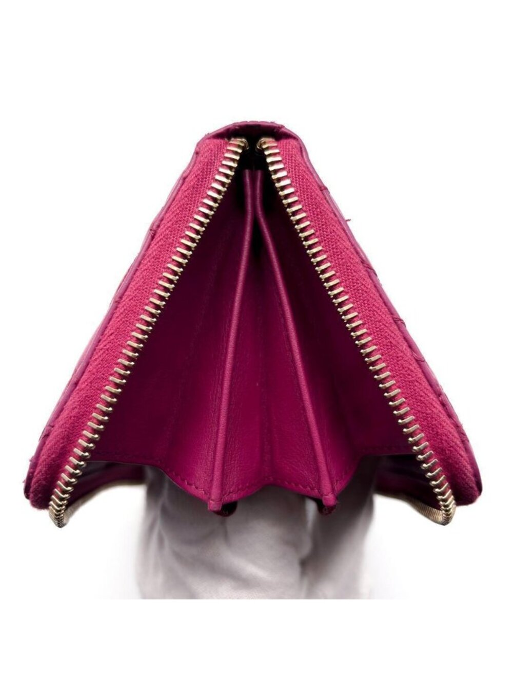 Chanel Wallet Camellia Stitch Round Zip - Picture 13 of 15